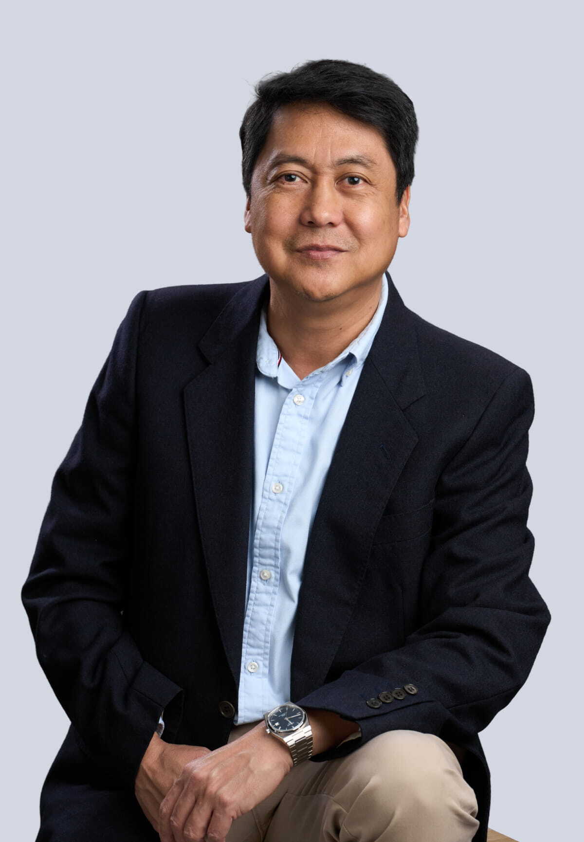 Instructor Jojo Navarro